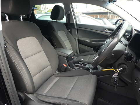 1.6 GDi SE Nav SUV 5dr Petrol Manual Euro 6 (s/s) (132 ps)