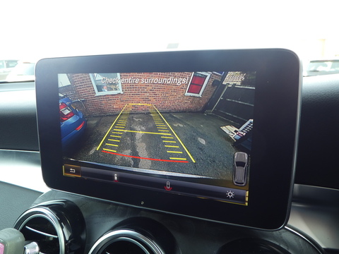 2.1 GLC250d AMG Line (Premium Plus) SUV 5dr Diesel G-Tronic 4MATIC Euro 6 (s/s) (204 ps)