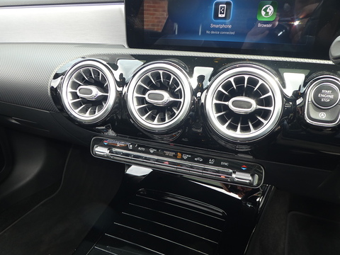 2.0 A200d AMG Line (Premium Plus 2) Saloon 4dr Diesel 8G-DCT Euro 6 (s/s) (150 ps)