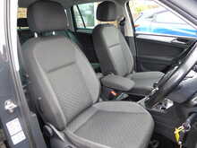 Volkswagen Tiguan TDI SE Navigation 