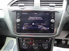 Volkswagen Tiguan TDI SE Navigation 