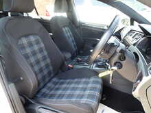 Volkswagen Golf TSI GTE 