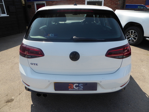 1.4 TSI 8.7kWh GTE Hatchback 5dr Petrol Plug-in Hybrid DSG Euro 6 (s/s) (204 ps)