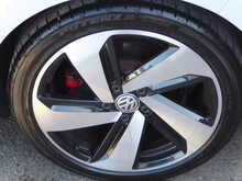 Volkswagen Golf TSI GTI 