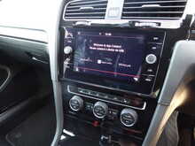 Volkswagen Golf TSI GTI 