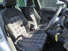 Volkswagen Golf TSI GTI 