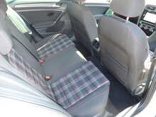 Volkswagen Golf TSI GTI 