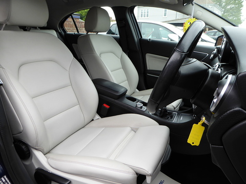 1.5 A180d SE (Executive) Hatchback 5dr Diesel Manual Euro 6 (s/s) (109 ps)