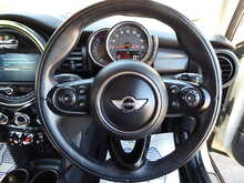 MINI Hatch Cooper 