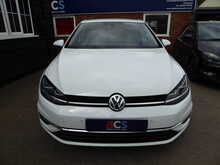 Volkswagen Golf TSI SE Nav 