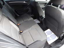 Volkswagen Golf TSI SE Nav 