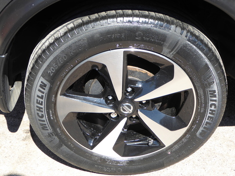 Bose Personal Edition SUV 1.6 Manual Petrol