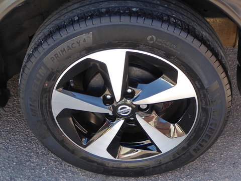 Bose Personal Edition SUV 1.6 Manual Petrol