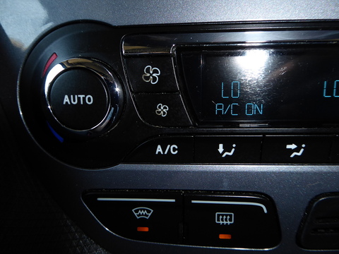 TDCi 200 Limited Panel Van 1.6 Manual Diesel
