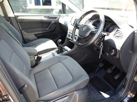 1.6 TDI BlueMotion Tech SE MPV 5dr Diesel Manual Euro 6 (s/s) (110 ps)