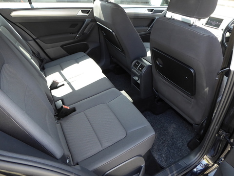 1.6 TDI BlueMotion Tech SE MPV 5dr Diesel Manual Euro 6 (s/s) (110 ps)