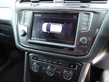 Volkswagen Tiguan TDI BlueMotion Tech SE Navigation 