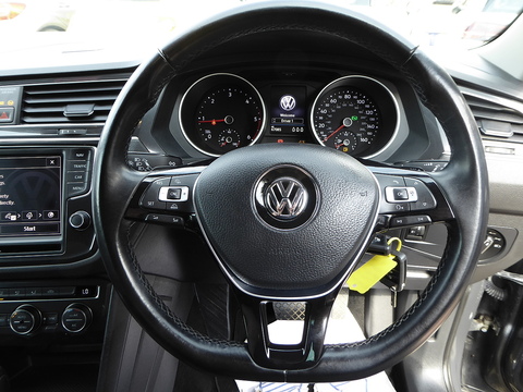 2.0 TDI BlueMotion Tech SE Navigation SUV 5dr Diesel DSG 4Motion Euro 6 (s/s) (150 ps)