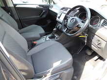 Volkswagen Tiguan TDI BlueMotion Tech SE Navigation 