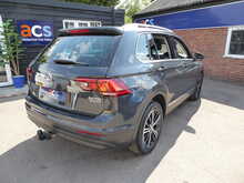 Volkswagen Tiguan TDI BlueMotion Tech SE Navigation 