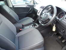 Ulez Free, Car Play/ Mirror Link, Sat Nav, Cruise Assist, Front and Rear Sensors