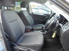 Ulez Free, Car Play/ Mirror Link, Sat Nav, Cruise Assist, Front and Rear Sensors