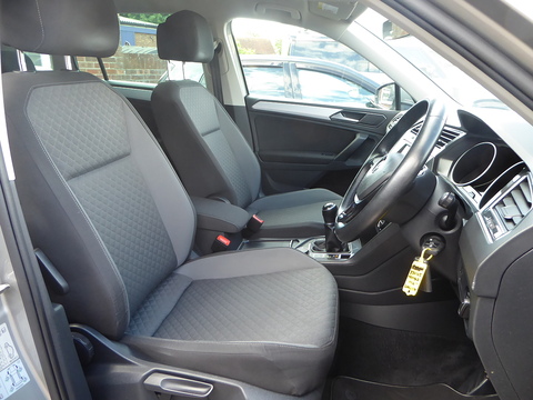 2.0 TDI BlueMotion Tech SE Navigation SUV 5dr Diesel Manual 4Motion Euro 6 (s/s) (150 ps)