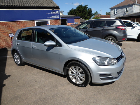 2.0 TDI BlueMotion Tech SE Hatchback 5dr Diesel Manual Euro 5 (s/s) (150 ps)