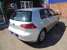 Volkswagen Golf TDI BlueMotion Tech SE 