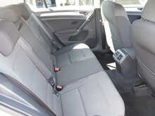 Volkswagen Golf TDI BlueMotion Tech SE 