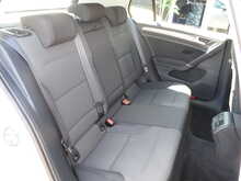 Volkswagen Golf TDI BlueMotion Tech SE 