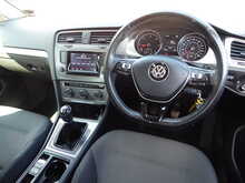 Volkswagen Golf TDI BlueMotion Tech SE 