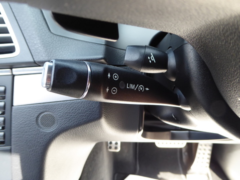 2.1 E220 CDI AMG Sport Cabriolet 2dr Diesel G-Tronic+ Euro 5 (s/s) (170 ps)