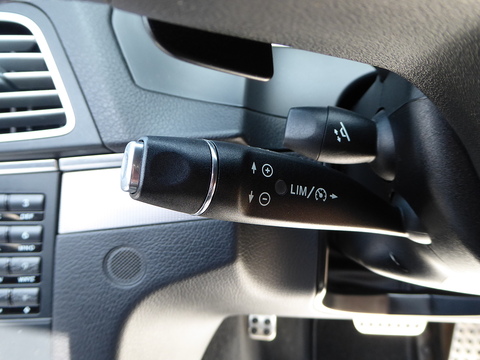 2.1 E220 CDI AMG Sport Cabriolet 2dr Diesel G-Tronic+ Euro 5 (s/s) (170 ps)