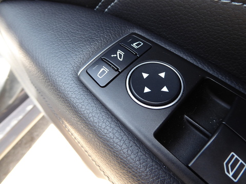 2.1 E220 CDI AMG Sport Cabriolet 2dr Diesel G-Tronic+ Euro 5 (s/s) (170 ps)