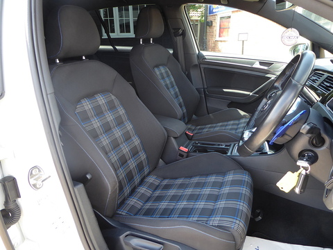 1.4 TSI 8.7kWh GTE Hatchback 5dr Petrol Plug-in Hybrid DSG Euro 6 (s/s) (204 ps)