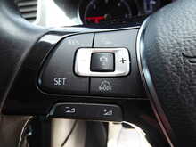 Volkswagen Golf TDI SE Nav 