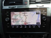 Volkswagen Golf TDI SE Nav 
