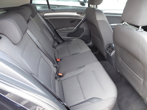 1.6 TDI SE Nav Hatchback 5dr Diesel Manual Euro 6 (s/s) (115 ps)