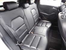 Mercedes-Benz B Class B180 Exclusive Edition 