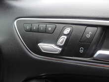 Mercedes-Benz B Class B180 Exclusive Edition 