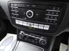 Mercedes-Benz B Class B180 Exclusive Edition 