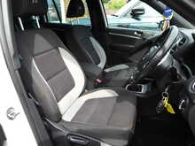 Volkswagen Tiguan TDI BlueMotion Tech R-Line 