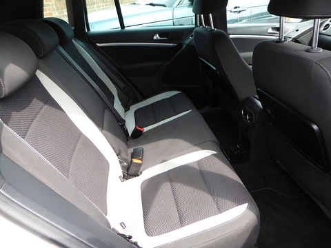 2.0 TDI BlueMotion Tech R-Line SUV 5dr Diesel Manual 4WD Euro 5 (s/s) (140 ps)