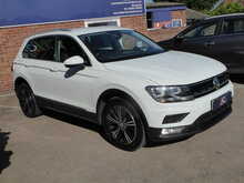 Volkswagen Tiguan TDI BlueMotion Tech SE Navigation 