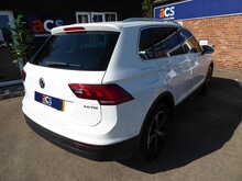 Volkswagen Tiguan TDI BlueMotion Tech SE Navigation 