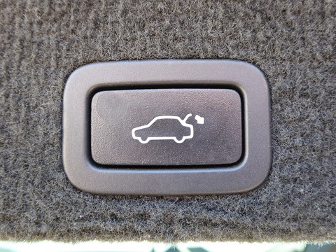 2.0 D4 SE Nav SUV 5dr Diesel Manual Euro 6 (s/s) (181 ps)