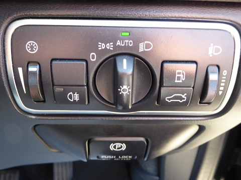 2.0 D4 SE Nav SUV 5dr Diesel Manual Euro 6 (s/s) (181 ps)