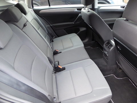 1.6 TDI BlueMotion Tech SE MPV 5dr Diesel DSG Euro 6 (s/s) (110 ps)