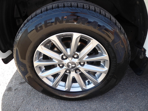 2.4 DI-D DC Barbarian Pickup Double Cab 4dr Diesel Manual 4WD Euro 6 (178 ps)